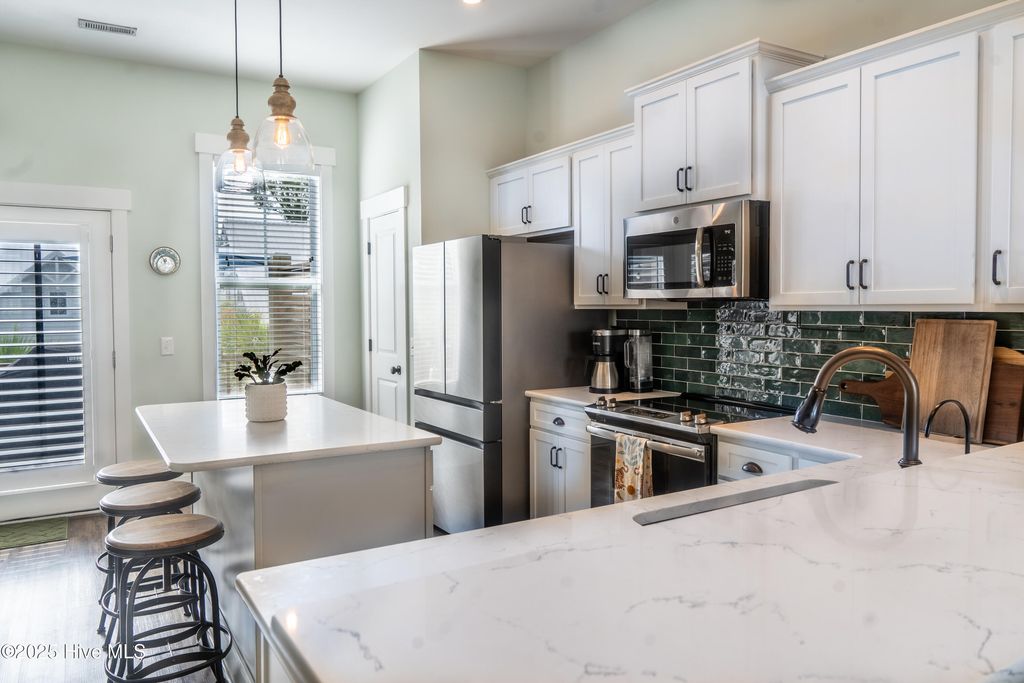 Photo of 1807 Bungalow Row, Wilmington, NC 28409 (MLS # 100521385)