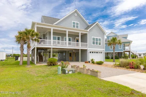 139 Sound Point Drive, Harkers Island, NC 28531 - #: 100509241