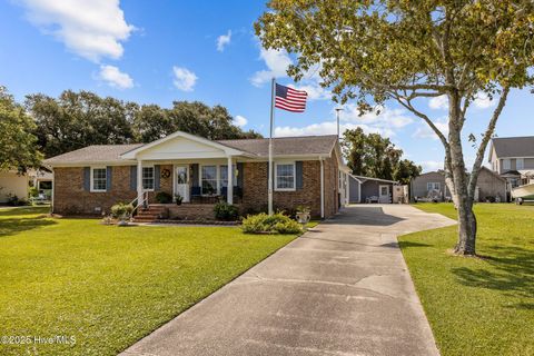 A home in Harkers Island