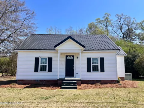 MLS: 100496959