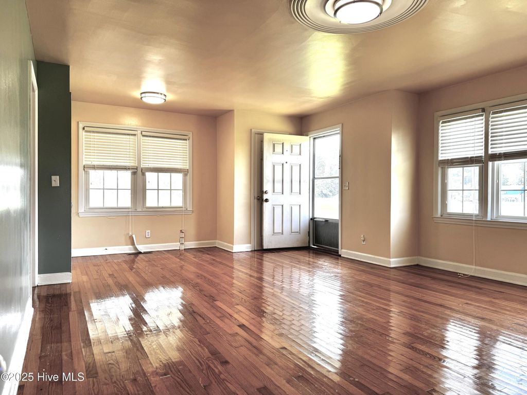 Photo of 3785 Freedom Way, Hubert, NC 28539 (MLS # 100528187)