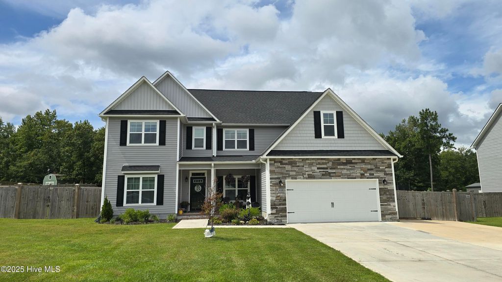Photo of 339 White Dove Drive, Hubert, NC 28539 (MLS # 100526571)