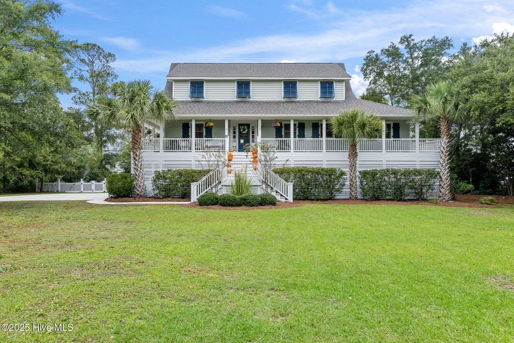 Photo of 233 Chimney Lane, Wilmington, NC 28409 (MLS # 100536729)