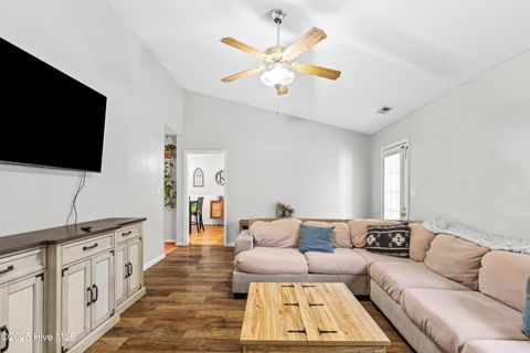 Tiny photo for 305 Paddock Place, Jacksonville, NC 28546 (MLS # 100540044)