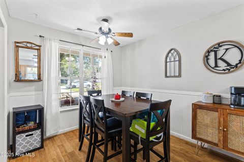 Tiny photo for 305 Paddock Place, Jacksonville, NC 28546 (MLS # 100540044)