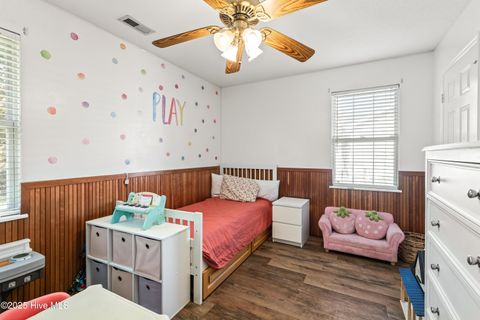 Tiny photo for 305 Paddock Place, Jacksonville, NC 28546 (MLS # 100540044)