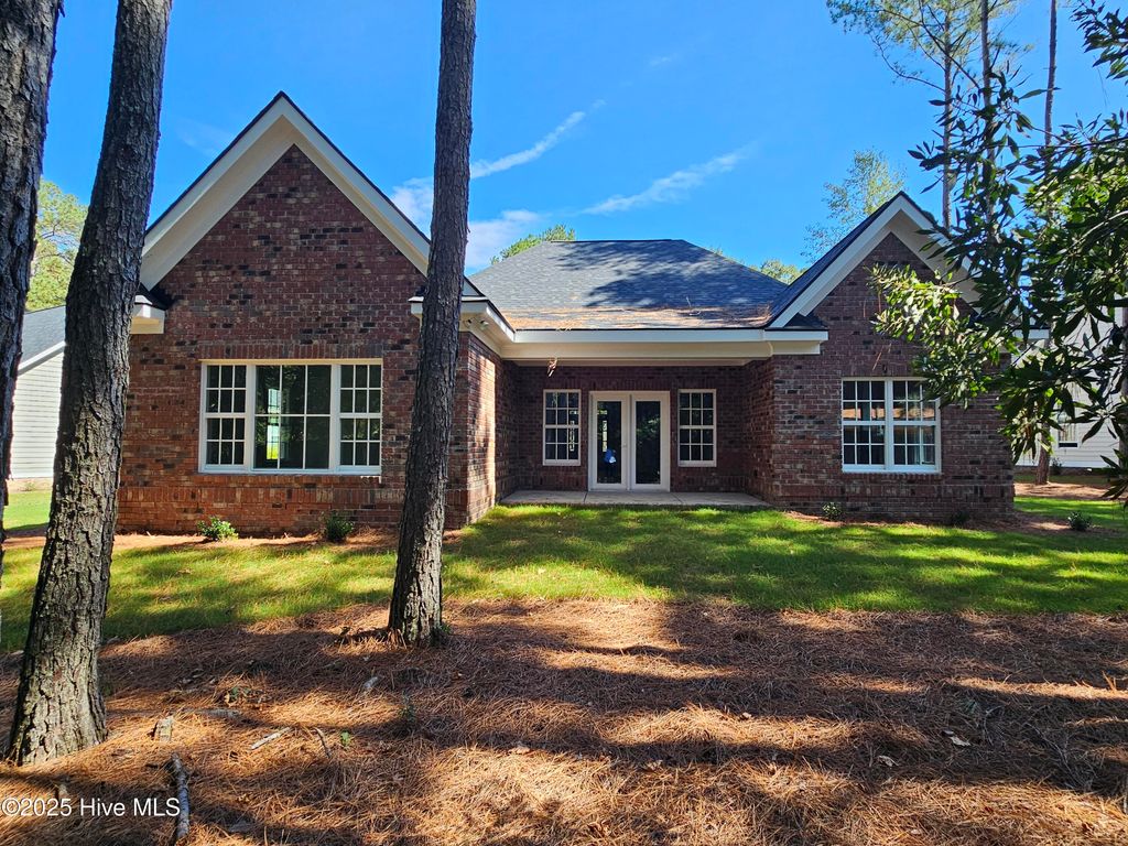 Photo of 107 Village Circle, Clinton, NC 28328 (MLS # 100534661)
