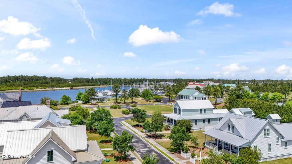 Photo of 98 Boathouse Road, Oriental, NC 28571 (MLS # 100502819)