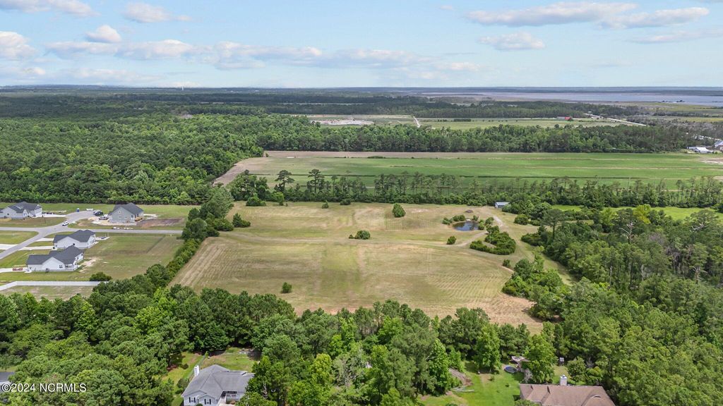 Photo of 110 N Harbor Drive, Beaufort, NC 28516 (MLS # 100528442)
