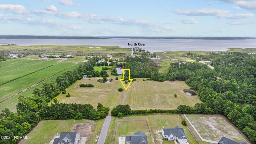 Photo of 110 N Harbor Drive, Beaufort, NC 28516 (MLS # 100528442)