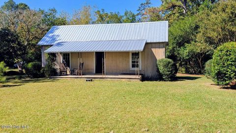 Photo of 304 Domino Drive, Aberdeen, NC 28315 (MLS # 100536925)