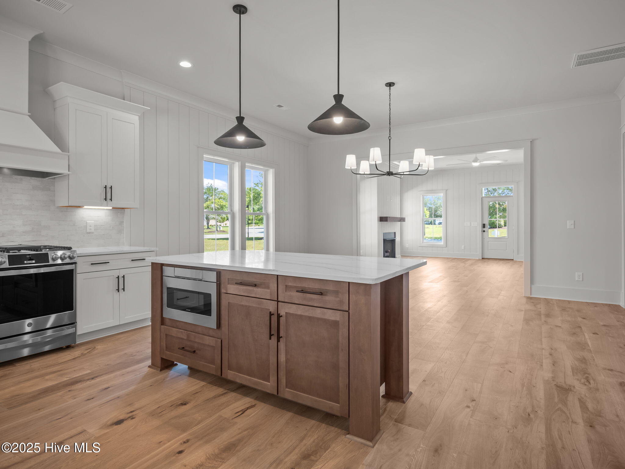 312 Cannonsgate Drive