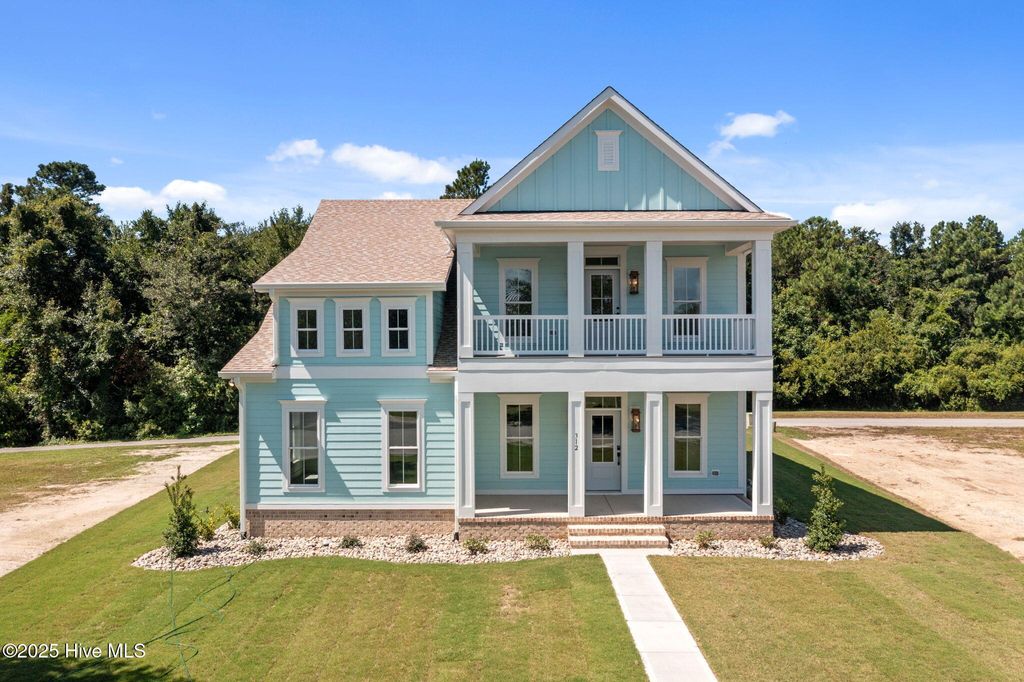 Photo of 312 Cannonsgate Drive, Newport, NC 28570 (MLS # 100516416)