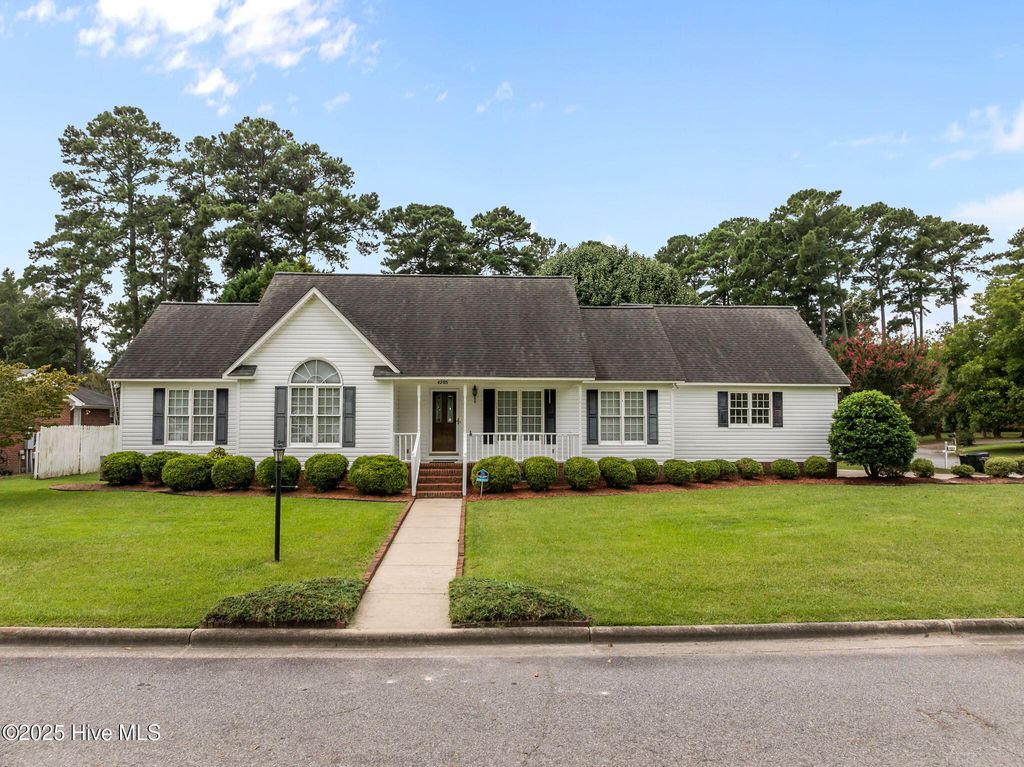 Photo of 4205 W West Prince Road, Farmville, NC 27828 (MLS # 100526478)