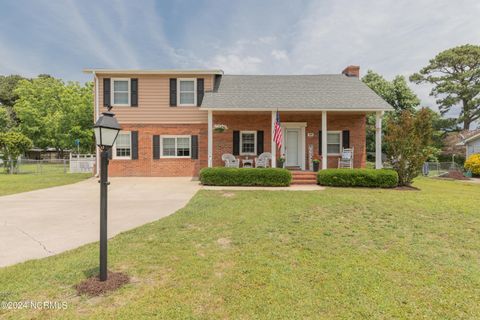 Single Family Residence in Hubert NC 39 Eagle Rock Lane.jpg