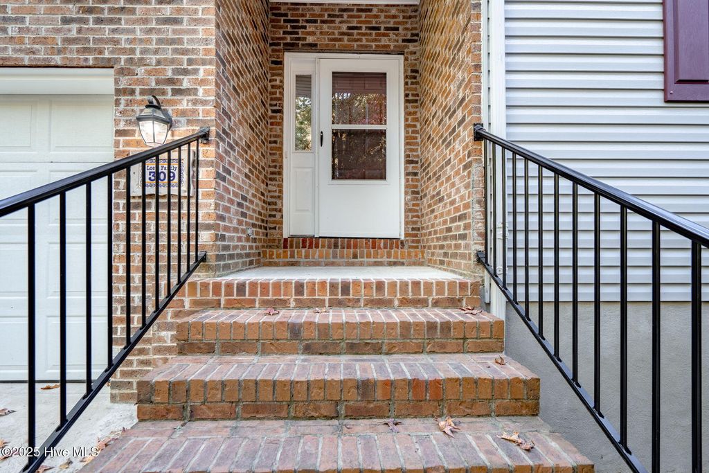 Photo of 309 Buggy Drive W, Carthage, NC 28327 (MLS # 100538132)