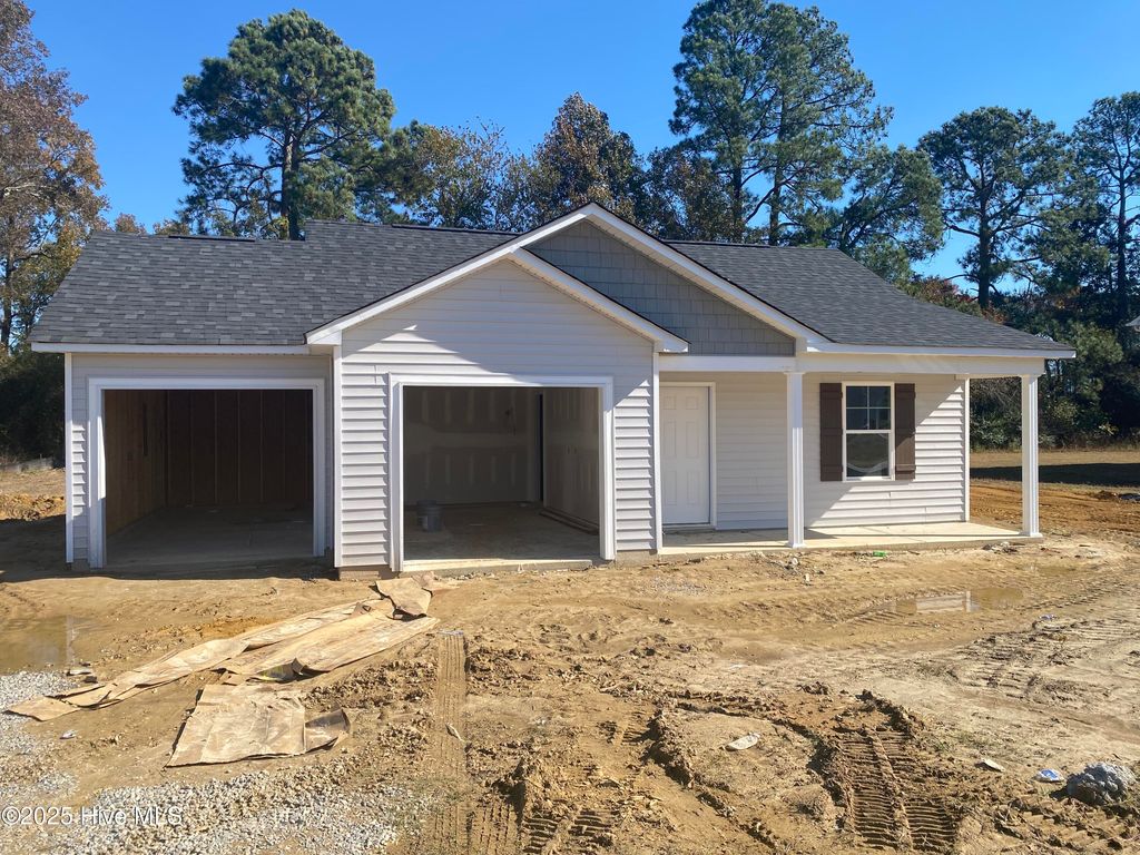Photo of 202 Streamlet Drive, Fremont, NC 27830 (MLS # 100534611)