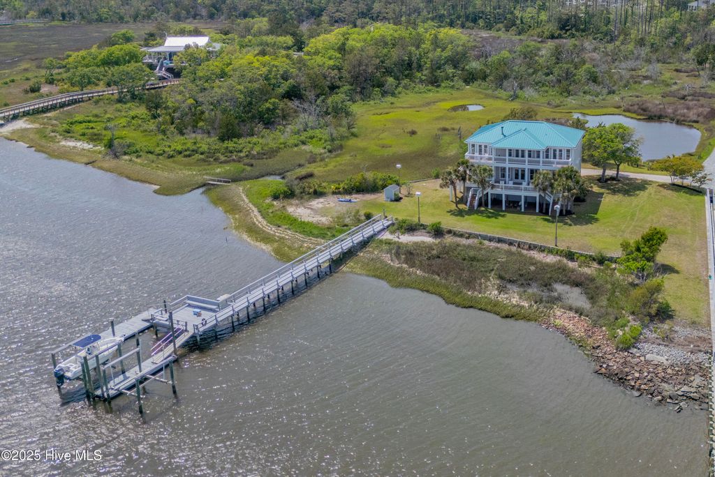Photo of 5624 Captains Lane, Wilmington, NC 28409 (MLS # 100503560)