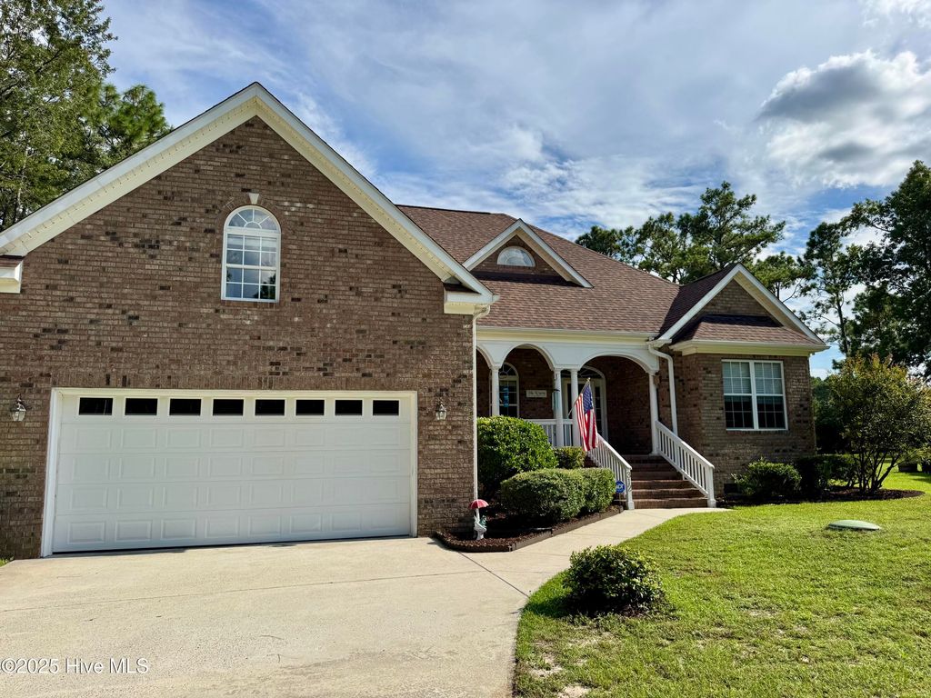 Photo of 312 Fairway Drive, Southport, NC 28461 (MLS # 100524468)