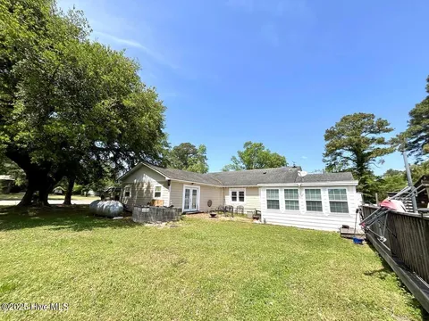 MLS: 100503552