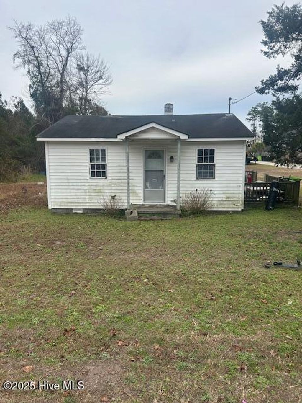 Photo of 604 Us Highway 17 S, Holly Ridge, NC 28445 (MLS # 100544079)