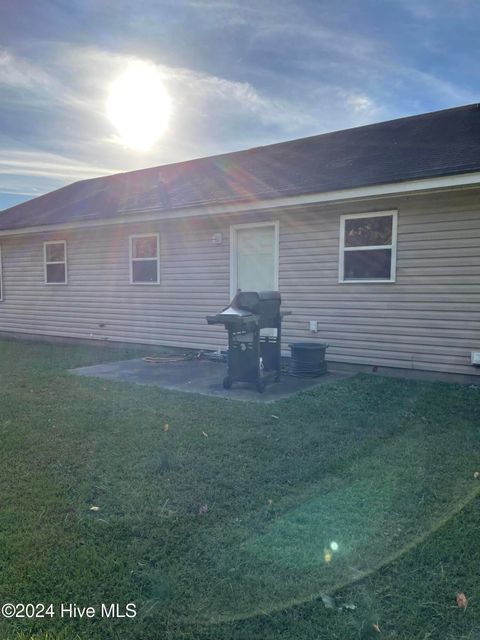 A home in Elizabeth City