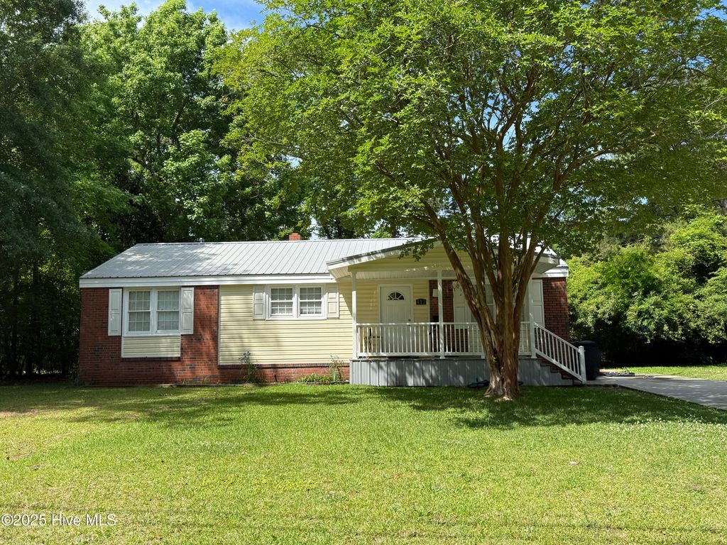 Photo of 417 Decatur Road, Jacksonville, NC 28540 (MLS # 100510213)