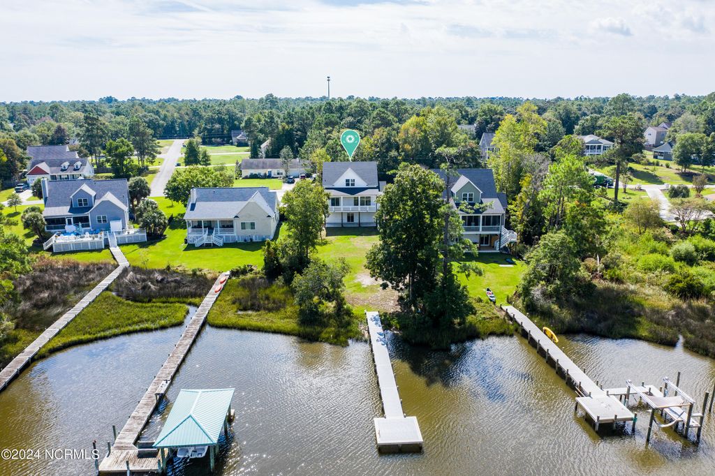 Photo of 361 Chadwick Shores Drive, Sneads Ferry, NC 28460 (MLS # 100523767)