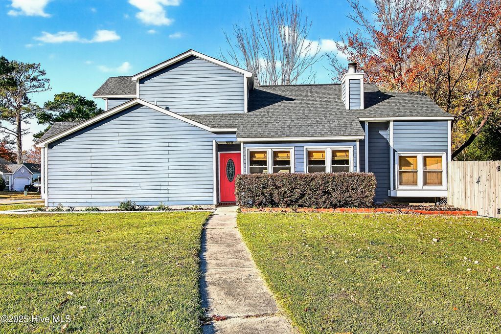 Photo of 100 Basswood Court, Jacksonville, NC 28546 (MLS # 100542836)