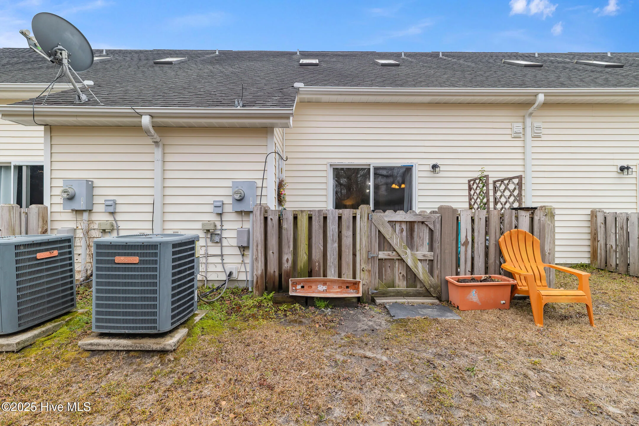 Leland, North Carolina 28451, United States, 3 Bedrooms Bedrooms, ,2 BathroomsBathrooms,Residential,Active,90110