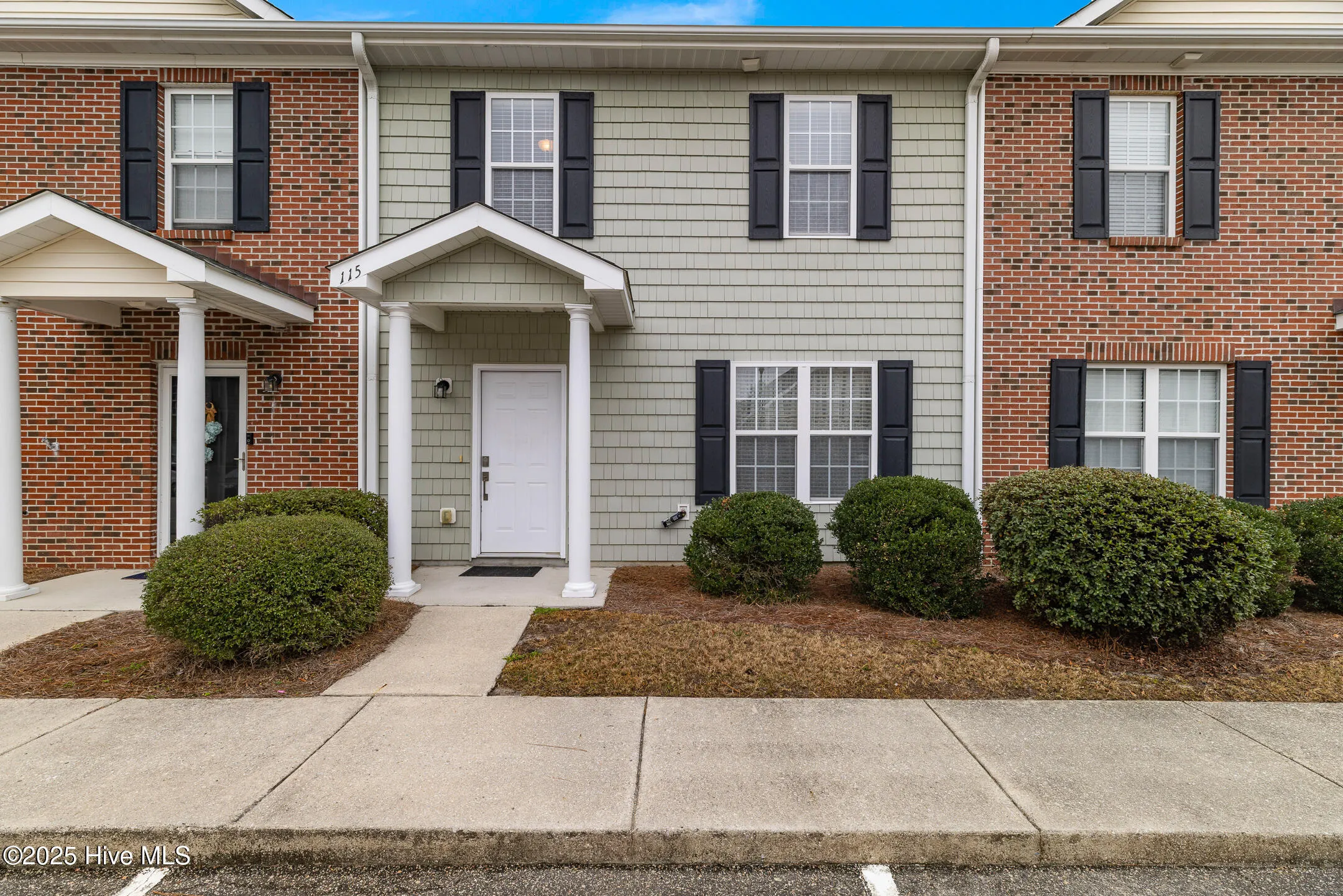 Leland, North Carolina 28451, United States, 3 Bedrooms Bedrooms, ,2 BathroomsBathrooms,Residential,Active,90110