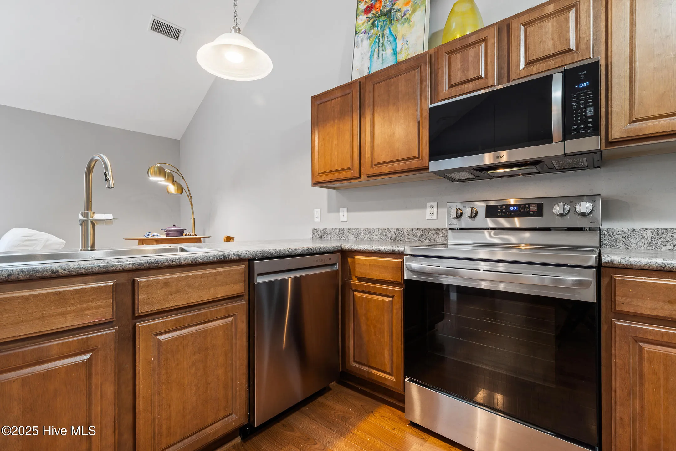 Leland, North Carolina 28451, United States, 3 Bedrooms Bedrooms, ,2 BathroomsBathrooms,Residential,Active,90110