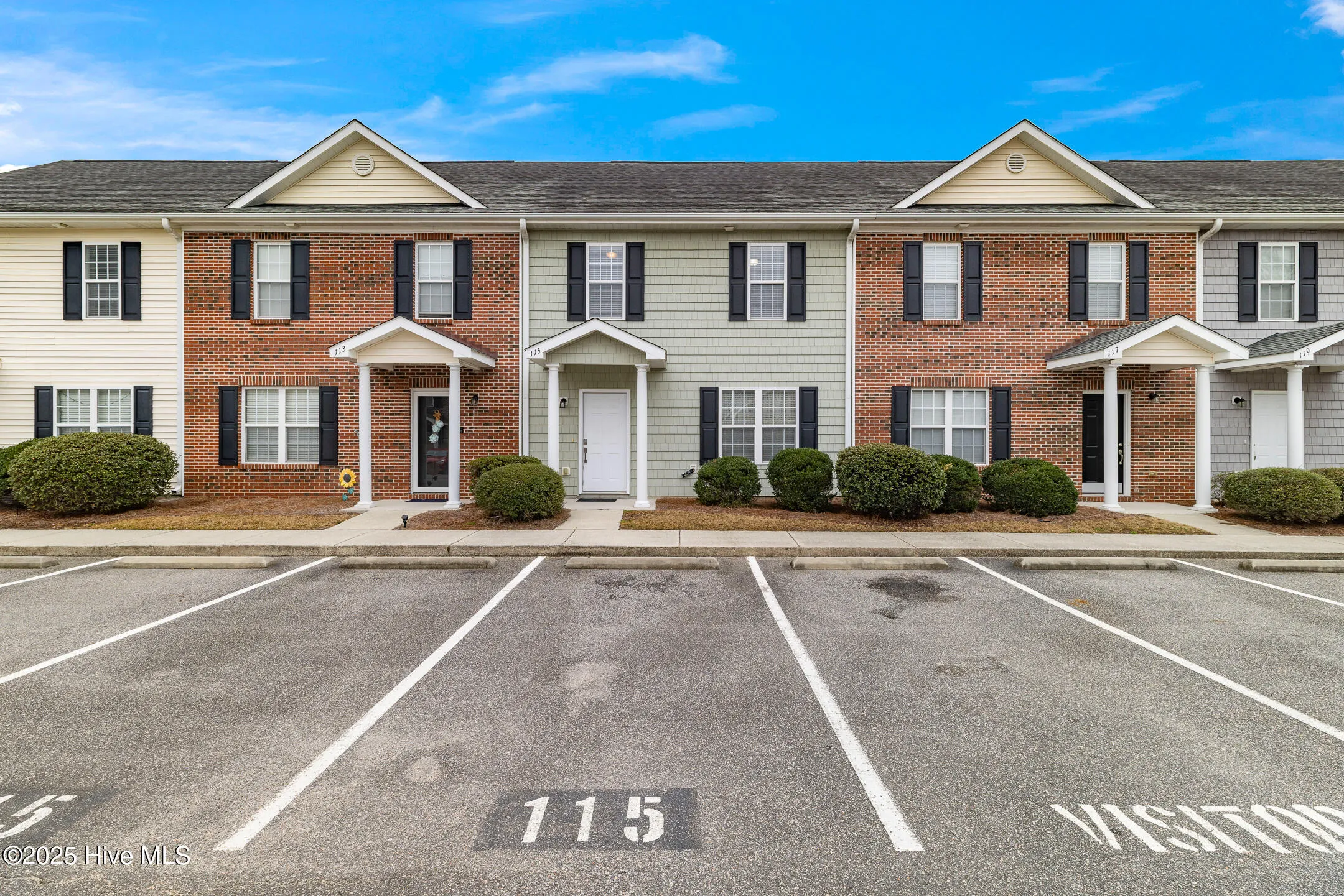 Leland, North Carolina 28451, United States, 3 Bedrooms Bedrooms, ,2 BathroomsBathrooms,Residential,Active,90110