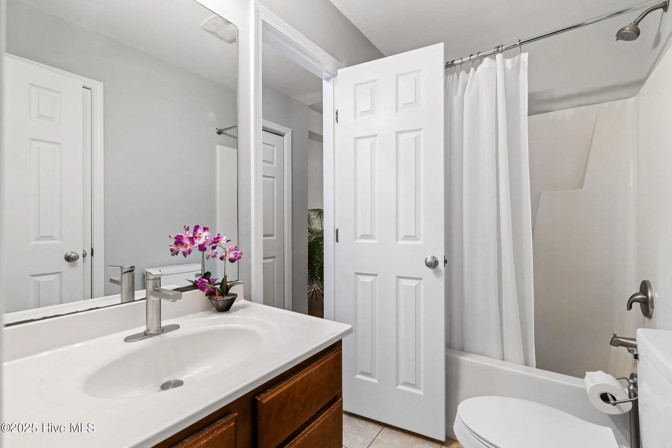 Leland, North Carolina 28451, United States, 3 Bedrooms Bedrooms, ,2 BathroomsBathrooms,Residential,Active,90110