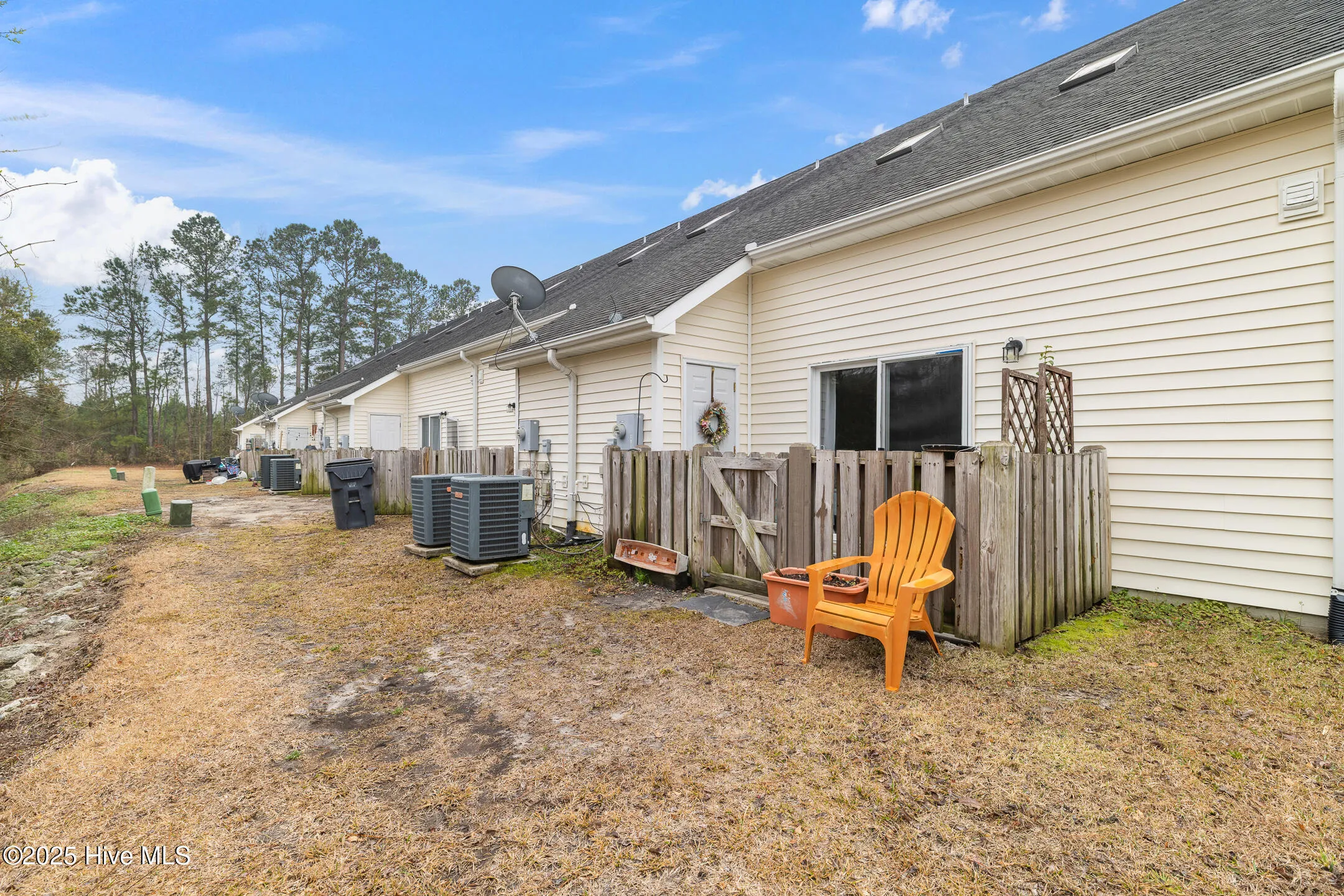 Leland, North Carolina 28451, United States, 3 Bedrooms Bedrooms, ,2 BathroomsBathrooms,Residential,Active,90110