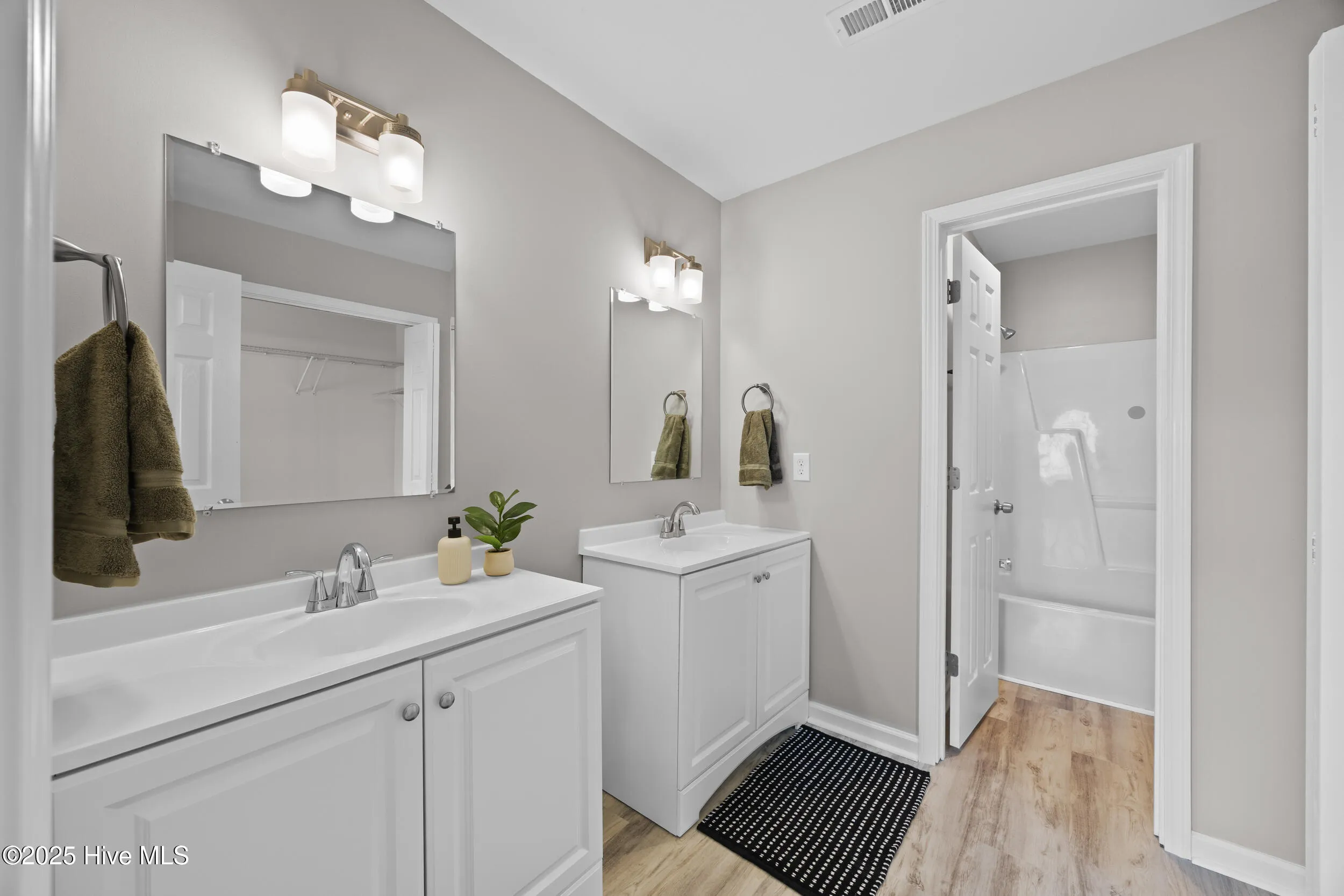 Wilmington, North Carolina 28411, United States, 3 Bedrooms Bedrooms, ,2 BathroomsBathrooms,Residential,Active,159280