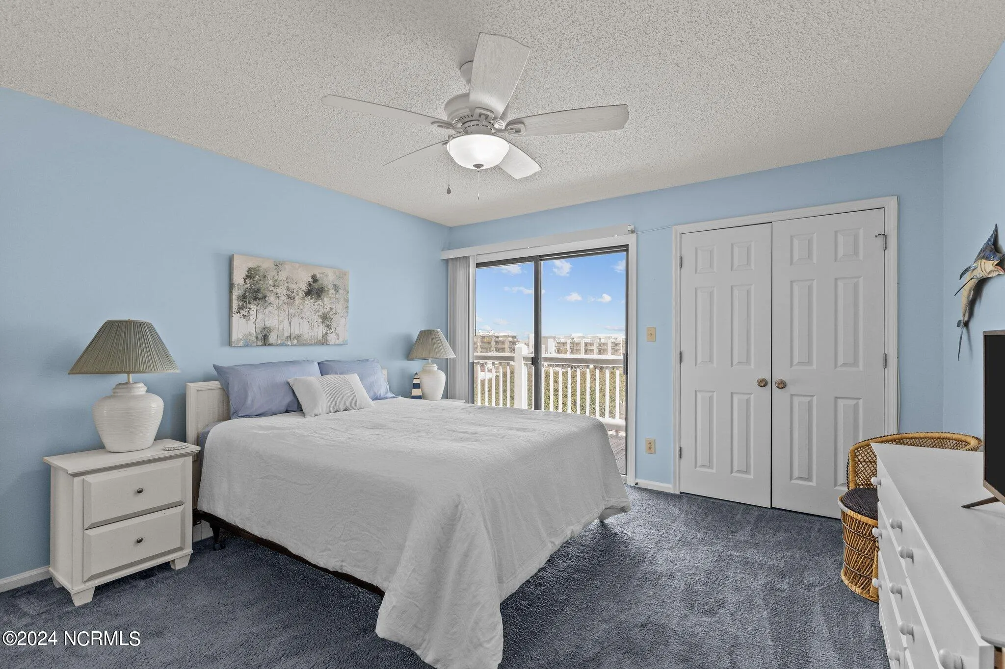 Emerald Isle, North Carolina 28594, United States, 3 Bedrooms Bedrooms, ,2 BathroomsBathrooms,Residential,Pending,45189