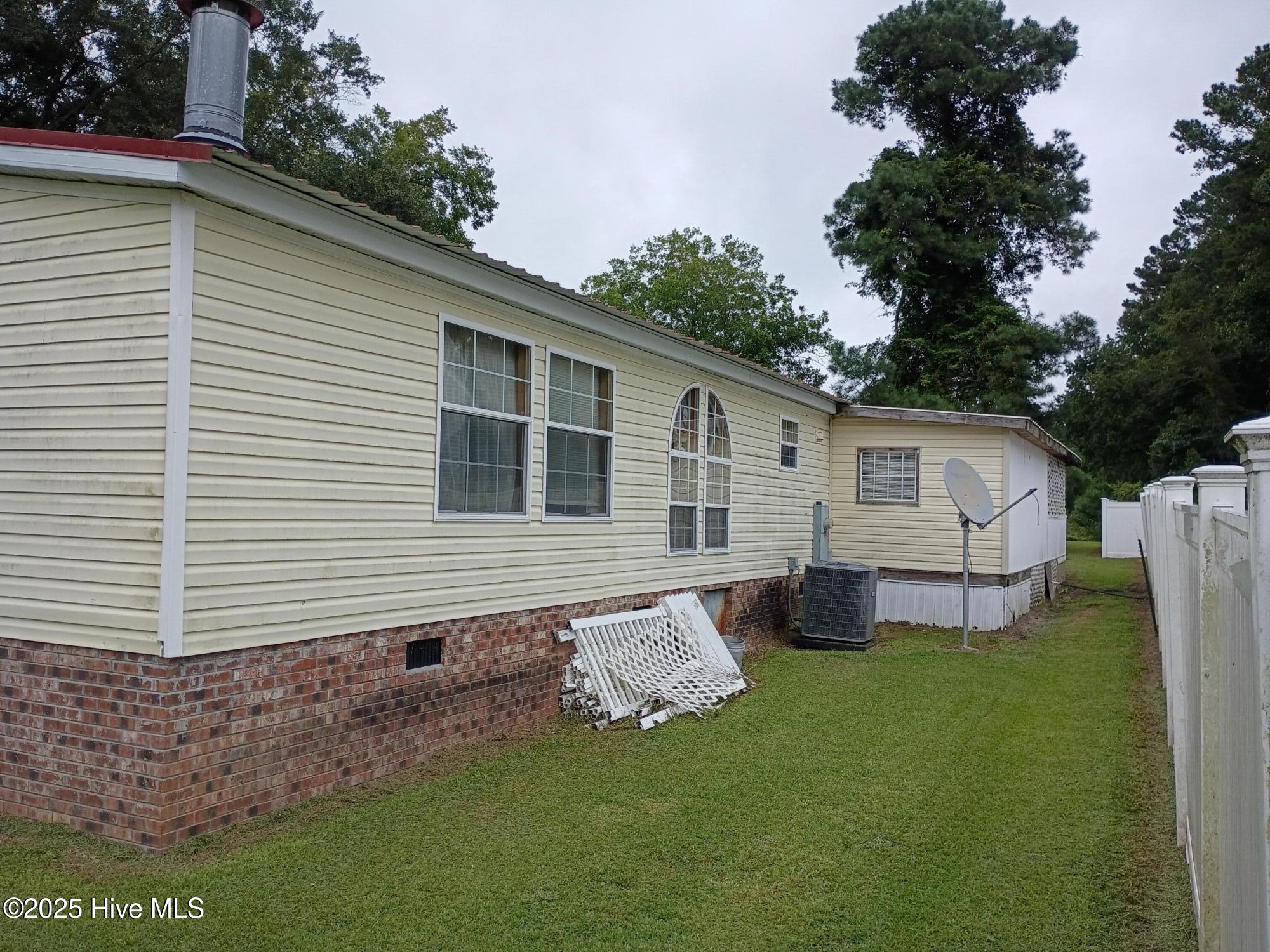 1268 Fred Powell Road