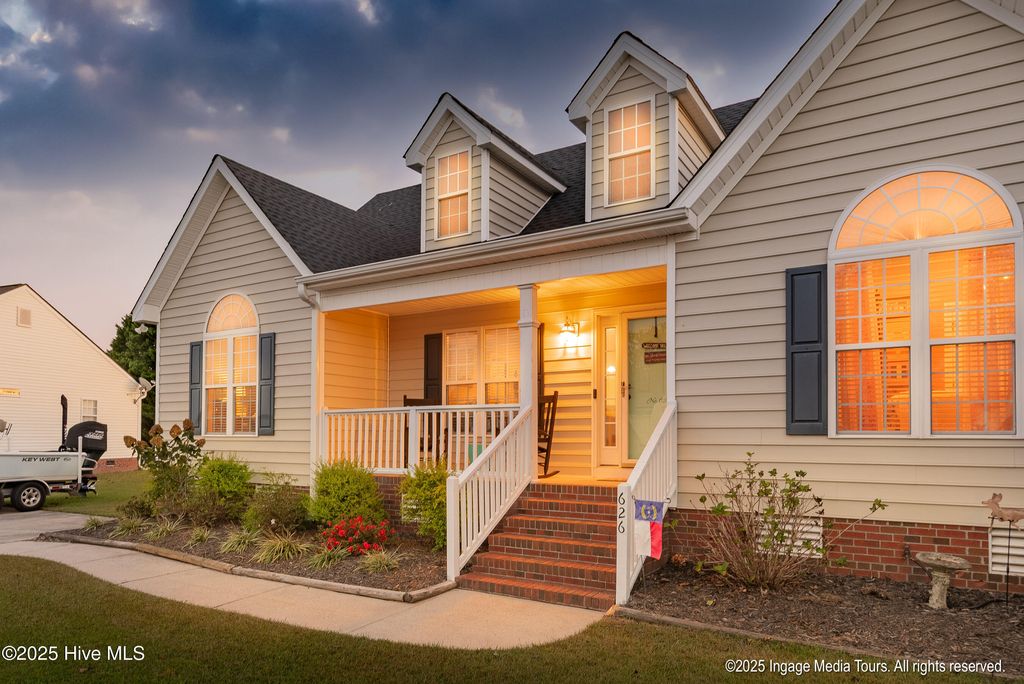 Photo of 626 Edenbrook Drive, Winterville, NC 28590 (MLS # 100540997)