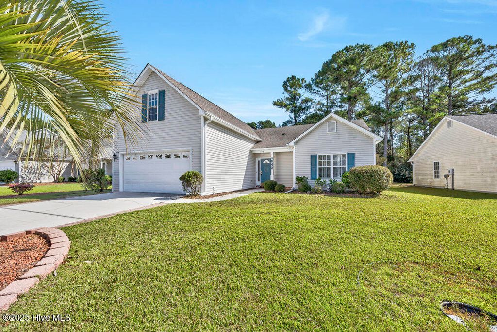 Photo of 1042 Maplechase Drive SE, Leland, NC 28451 (MLS # 100535526)