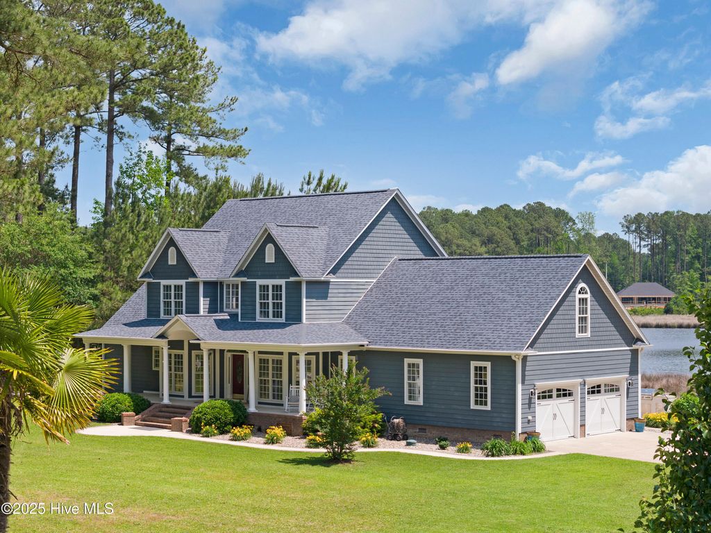 Photo of 555 Dawson Creek Drive, Arapahoe, NC 28510 (MLS # 100508436)