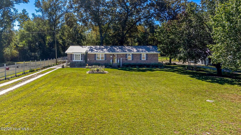 Photo of 4950 Bethune Drive, Linden, NC 28356 (MLS # 100538115)