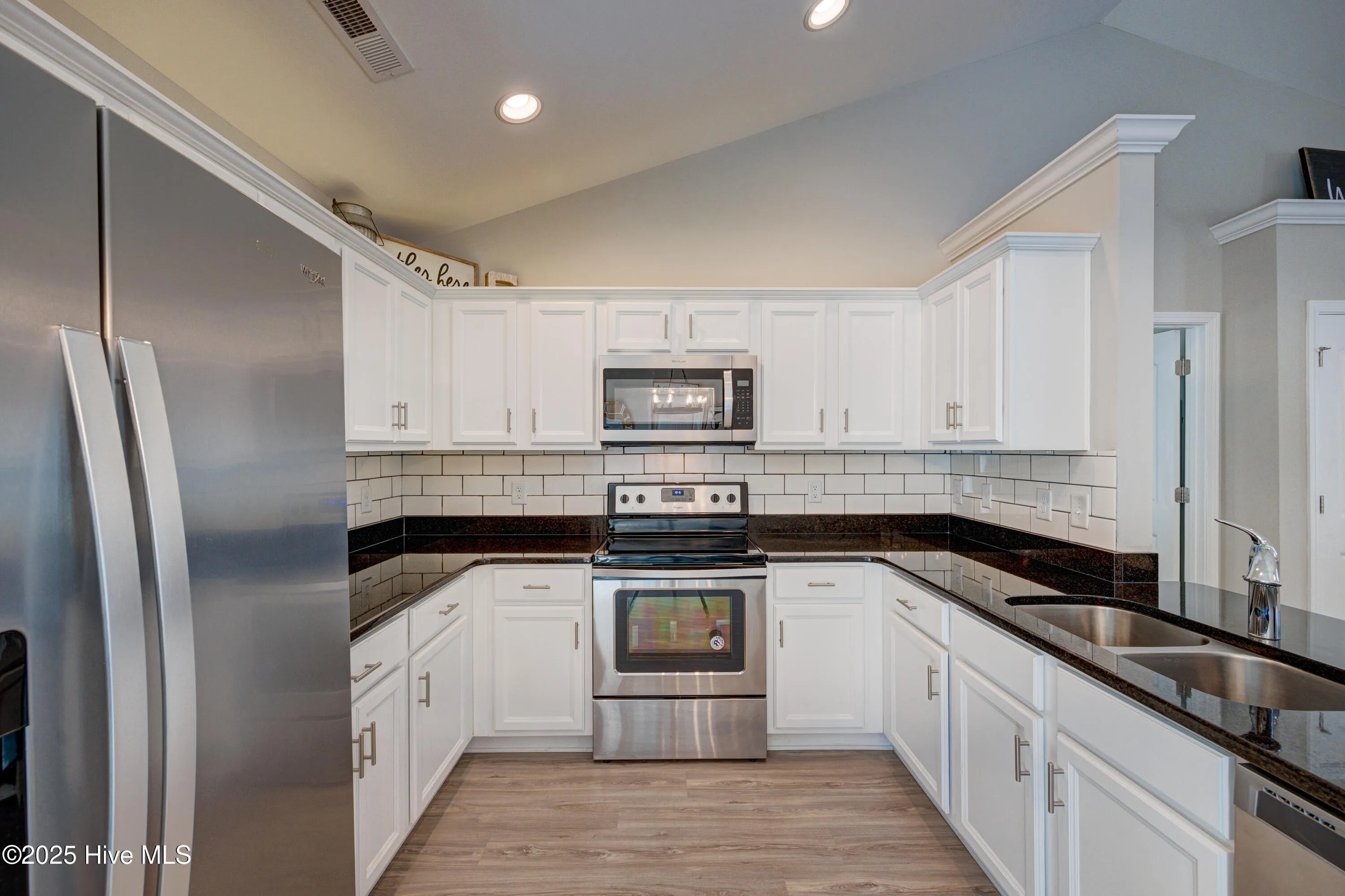 Leland, North Carolina 28451, United States, 3 Bedrooms Bedrooms, ,2 BathroomsBathrooms,Residential,Pending,214769