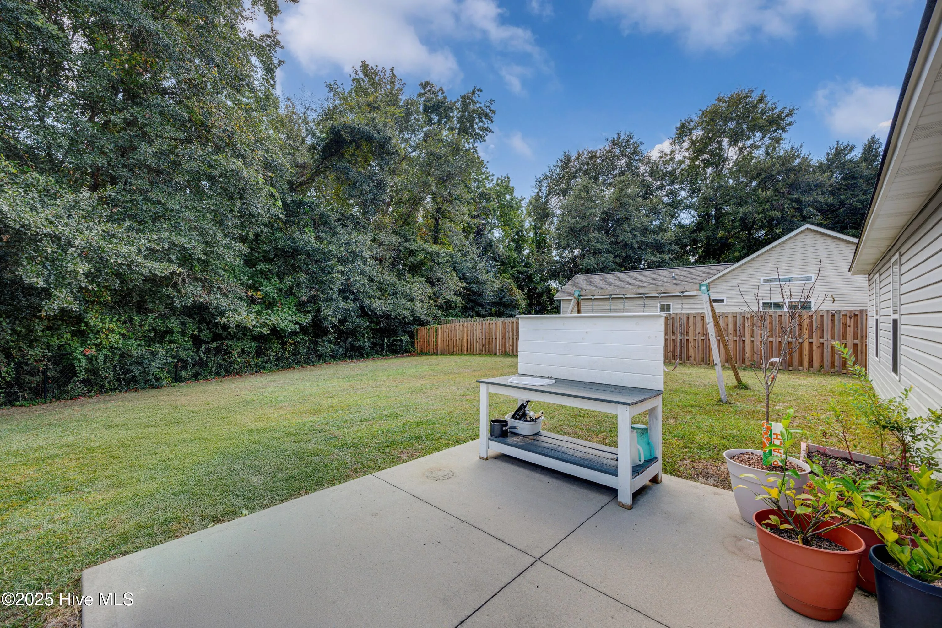 Leland, North Carolina 28451, United States, 3 Bedrooms Bedrooms, ,2 BathroomsBathrooms,Residential,Pending,214769