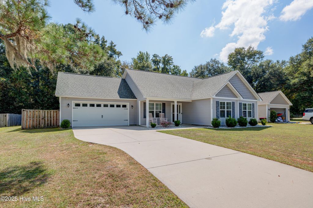 Photo of 9306 Straightway Drive NE, Leland, NC 28451 (MLS # 100531988)