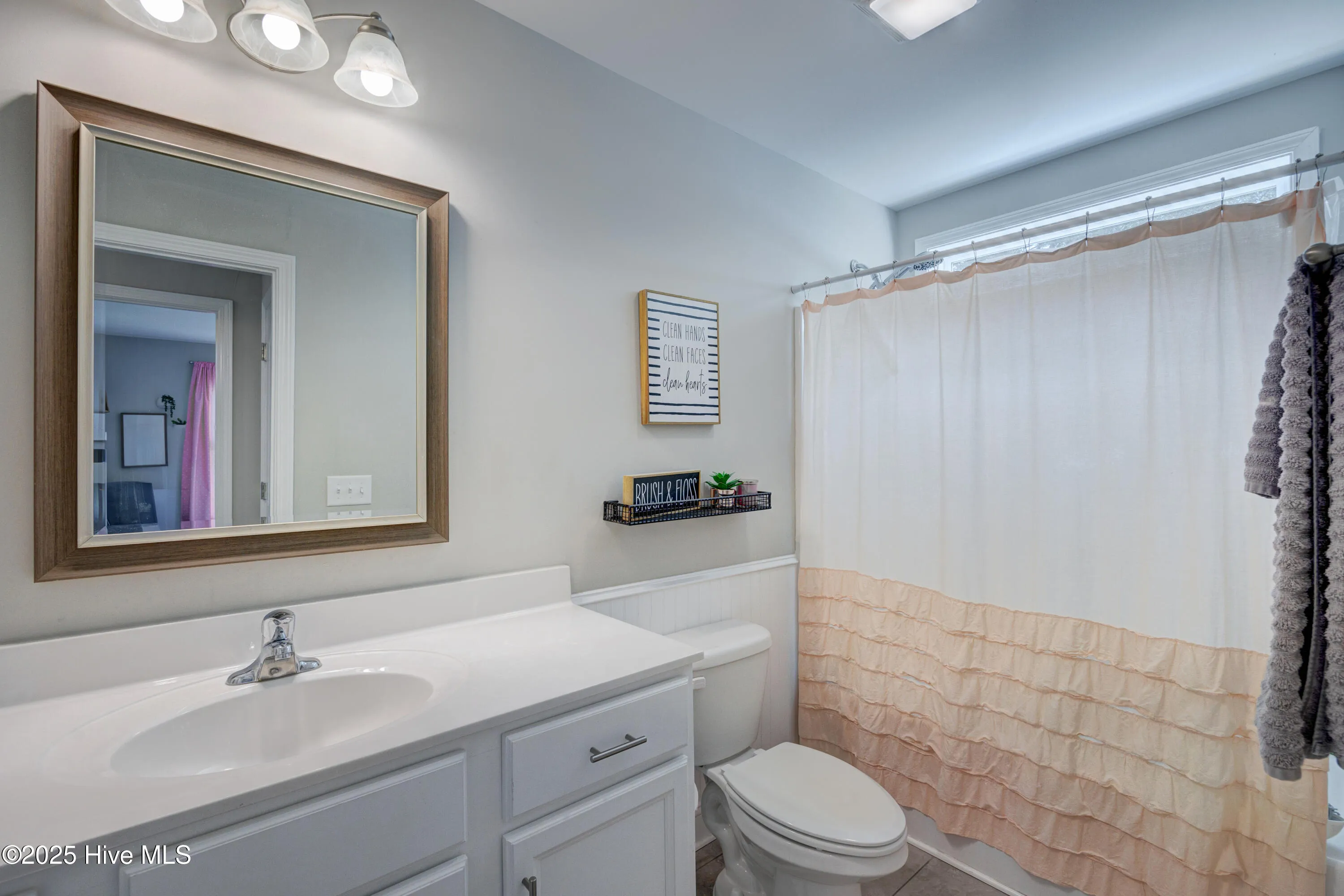 Leland, North Carolina 28451, United States, 3 Bedrooms Bedrooms, ,2 BathroomsBathrooms,Residential,Pending,214769