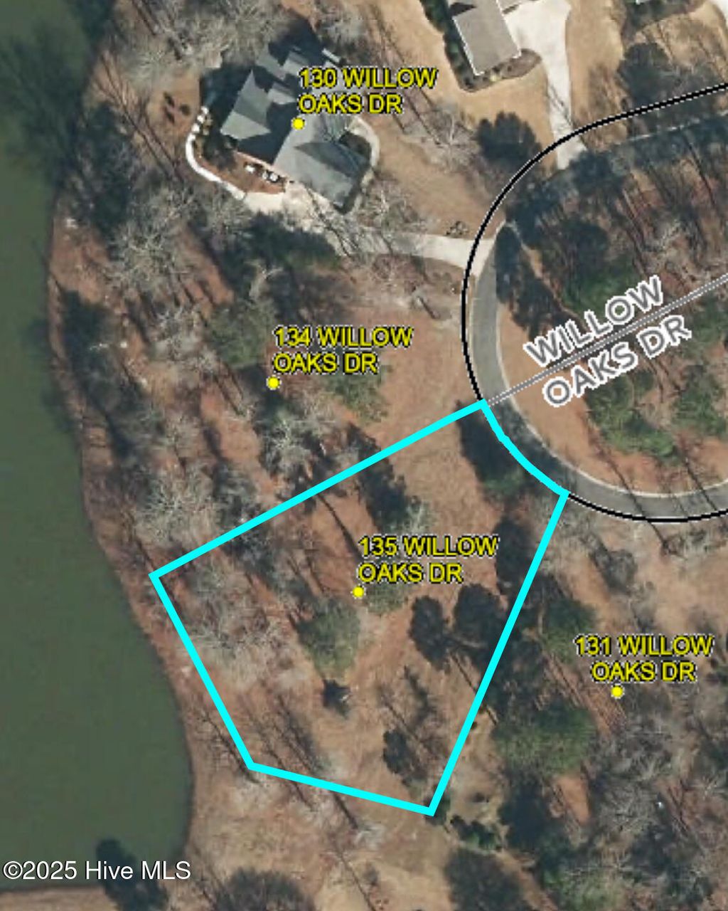 Photo of 135 Willow Oaks Drive, Wallace, NC 28466 (MLS # 100517577)