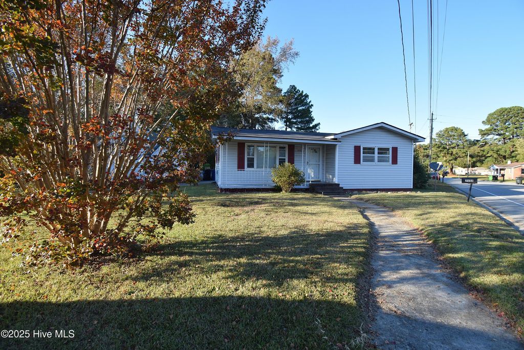 Photo of 2458 Jones Street, Winterville, NC 28590 (MLS # 100539229)