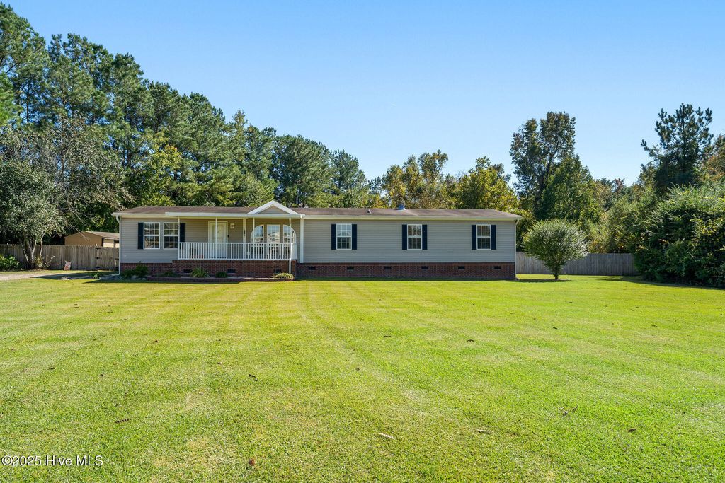 Photo of 347 Turkey Creek Road, Rocky Point, NC 28457 (MLS # 100537724)