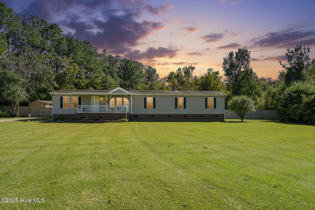 Photo of 347 Turkey Creek Road, Rocky Point, NC 28457 (MLS # 100537724)